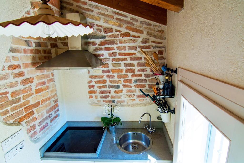 B&B La Porta Rossa Noale Exterior photo